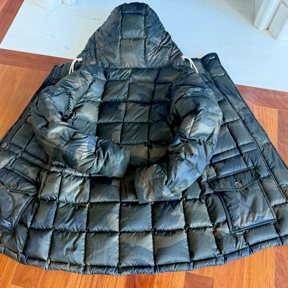 Abercrombie & Fitch Army Camo Down Puffer A&F Women Jacket Hood Sherpa Teddy L - Picture 13 of 16